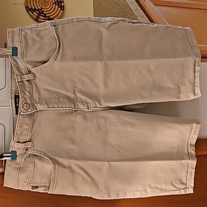 Lee mid-rise Tan Chino Shorts